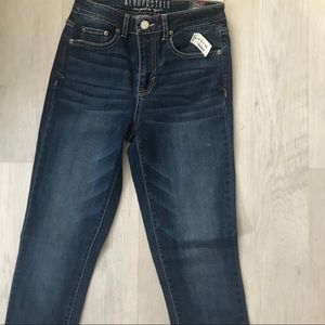 New Aeropostale High waisted skinniest Fit Size 4R